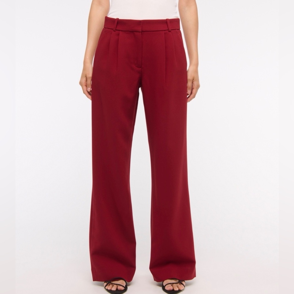 Abercrombie Low Rise Tailored Wide Leg Pant